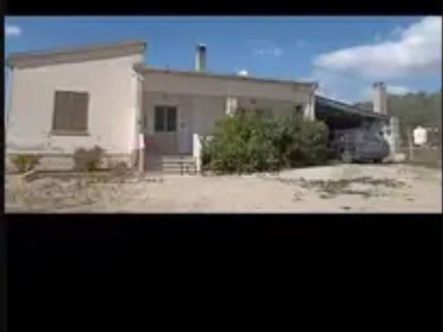 Villetta indipendente in vendita di 126 m² in Strada Vicinale Tanca Farrà