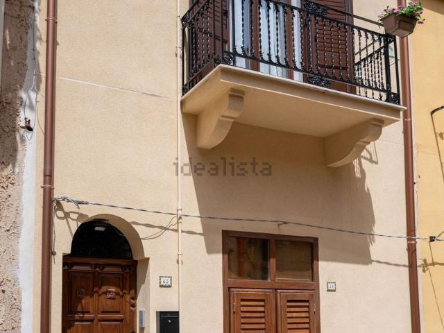 Villetta indipendente in vendita di 127 m² in Via CALCARA
