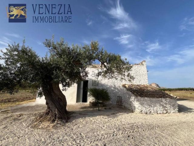 Villetta indipendente in vendita di 127 m² in Via del Poio