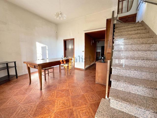 Villetta indipendente in vendita di 127 m² in Via delle Lastre