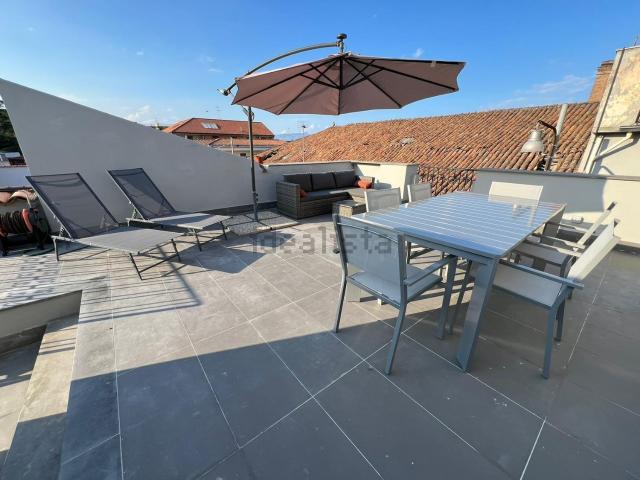 Villetta indipendente in vendita di 127 m² in Via Flavio Gioia