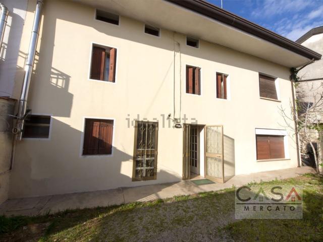 Villetta indipendente in vendita di 127 m² in Via S. Pietro, 11