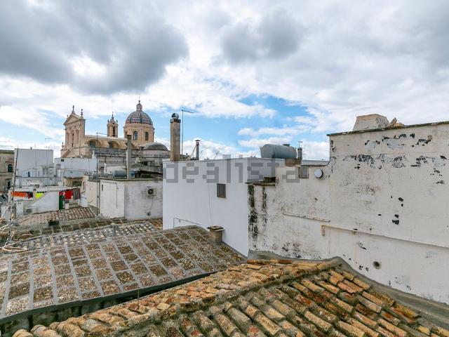 Villetta indipendente in vendita di 127 m² in Via Roberto Sarfatti