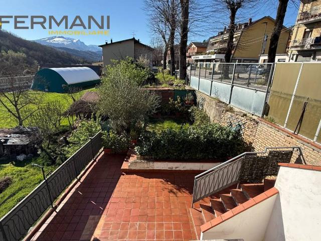 Villetta indipendente in vendita di 127 m² in Viale della Repubblica, 22