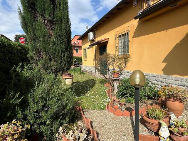 Villetta indipendente in vendita di 128 m² in Via Filippo Webb