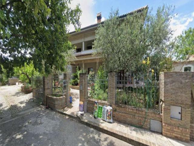 Villetta indipendente in vendita di 128 m² in Contrada Fonte della Noce