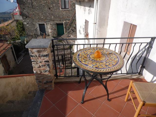 Villetta indipendente in vendita di 129 m² in Via Sciolle