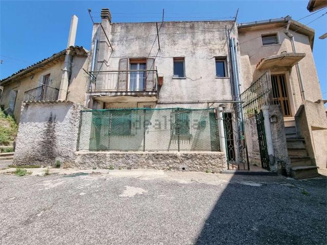 Villetta indipendente in vendita di 129 m² in Via Pace, 57