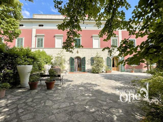 Villetta indipendente in vendita di 1300 m² in Viale delle Terme