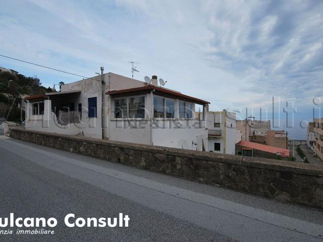 Villetta indipendente in vendita di 130 m² in Via Calandra, 5