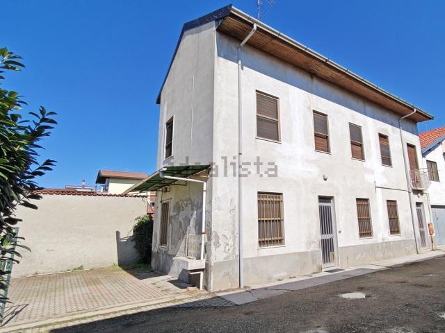 Villetta indipendente in vendita di 130 m² in Via Carlo Alberto
