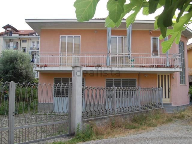 Villetta indipendente in vendita di 130 m² in Via Antonio Gramsci, 7