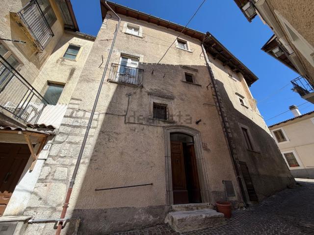 Villetta indipendente in vendita di 130 m² in Via Avignone, 3