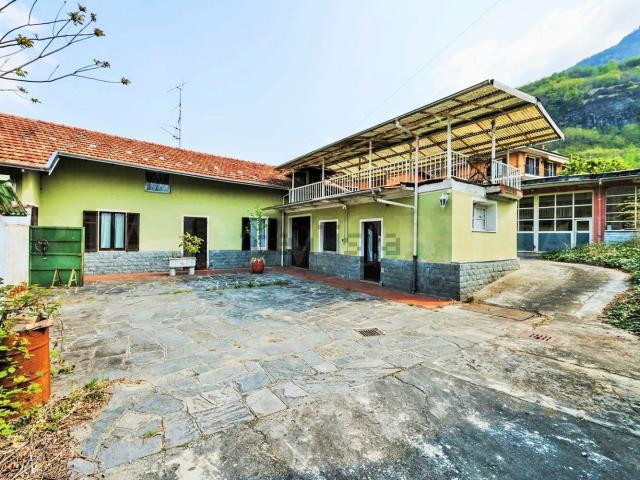 Villetta indipendente in vendita di 130 m² in Via Bertogna, 32
