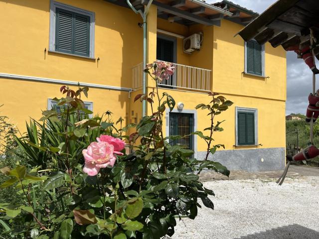 Villetta indipendente in vendita di 130 m² in Via Gabriella de Cori
