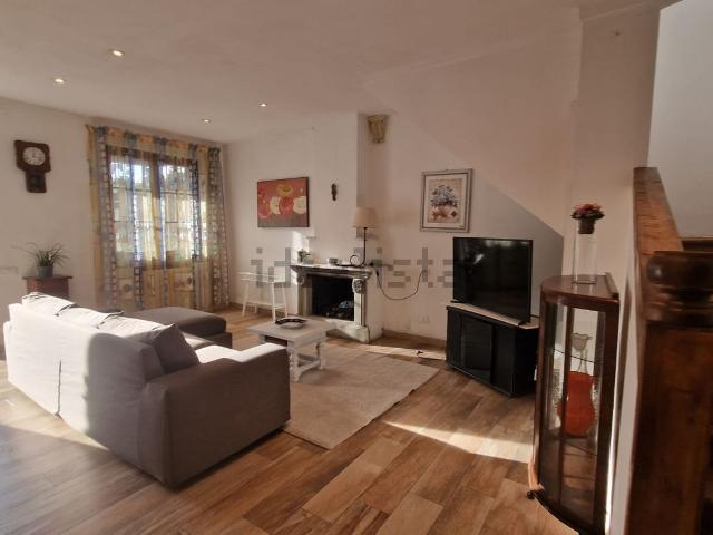 Villetta indipendente in vendita di 130 m² in Via Giuseppe Zanardelli