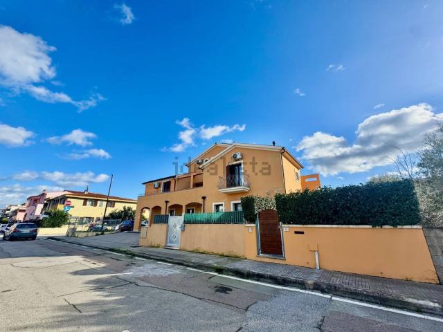 Villetta indipendente in vendita di 130 m² in Via Gran Sasso D&apos Italia, 45