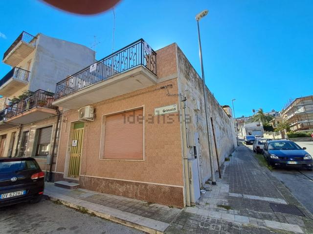 Villetta indipendente in vendita di 130 m² in Via Grimaldi