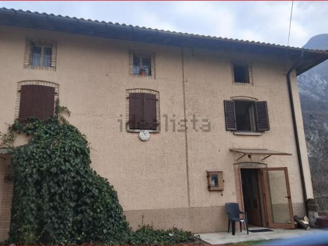 Villetta indipendente in vendita di 130 m² in Via da Rivalta