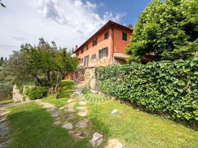 Villetta indipendente in vendita di 130 m² in Via della Croce