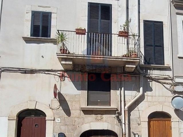 Villetta indipendente in vendita di 130 m² in Via Enrico de Nicola, 40