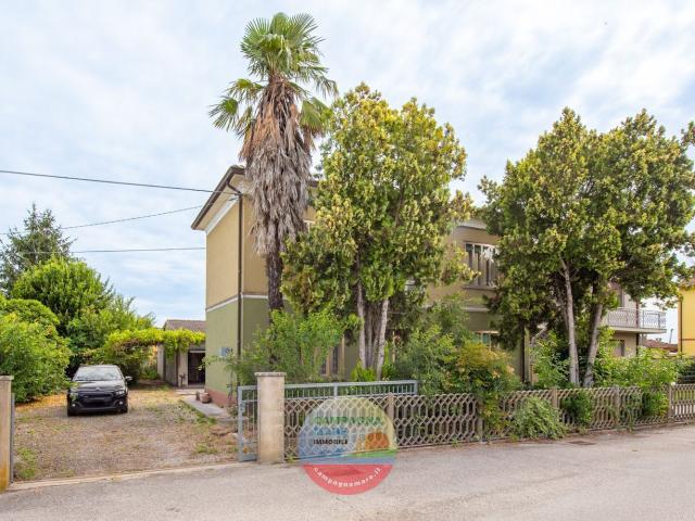 Villetta indipendente in vendita di 130 m² in Via II Febbraio, 10