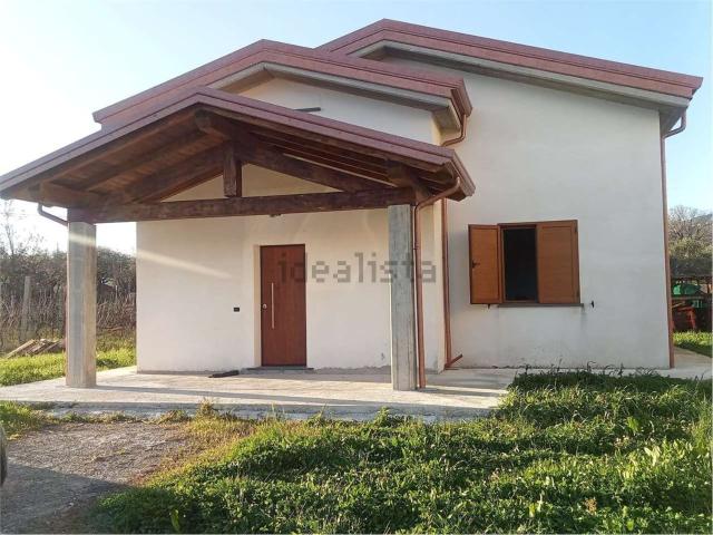 Villetta indipendente in vendita di 130 m² in Via Luciano Tavilla, 38