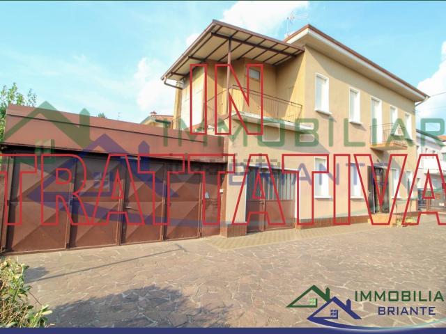 Villetta indipendente in vendita di 130 m² in Via Monte Bianco
