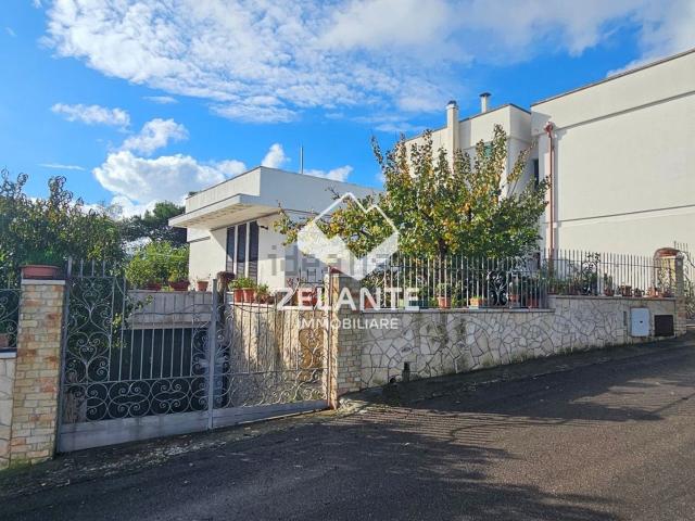 Villetta indipendente in vendita di 130 m² in Via Mucurune
