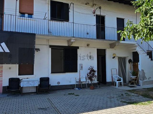 Villetta indipendente in vendita di 130 m² in Via Nino Bixio, 4