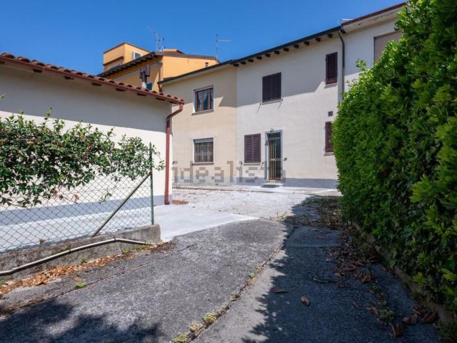 Villetta indipendente in vendita di 130 m² in Via Simiteri, 48