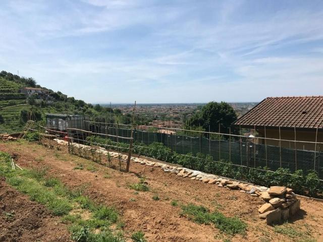 Villetta indipendente in vendita di 130 m² in Via Strettoia