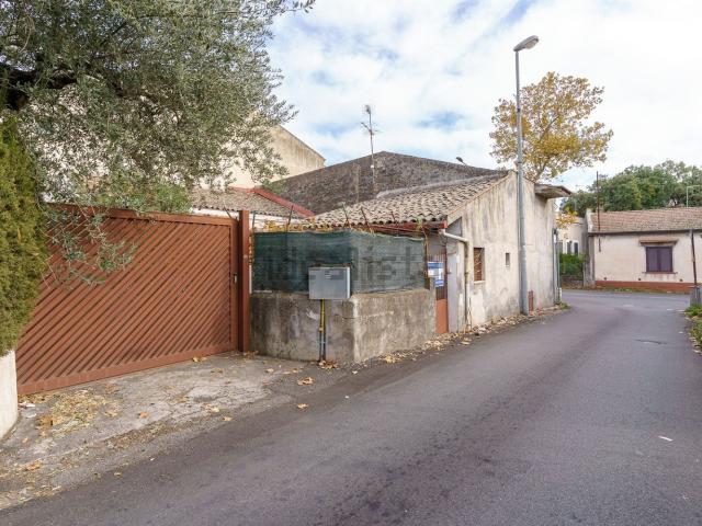 Villetta indipendente in vendita di 130 m² in Via per Viagrande, 45