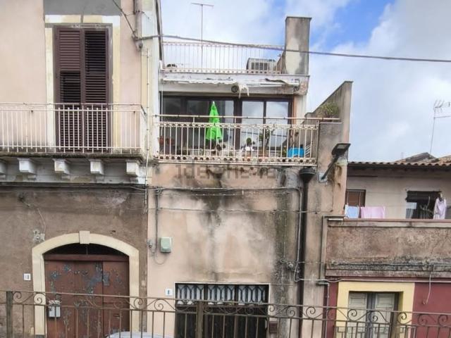 Villetta indipendente in vendita di 130 m² in Via Perriera