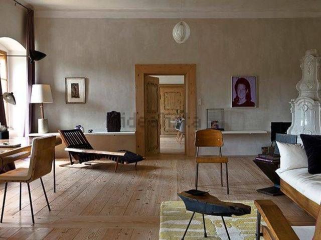 Villetta indipendente in vendita di 130 m² in Via Pesaro