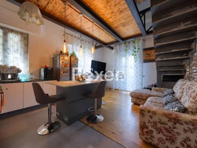 Villetta indipendente in vendita di 130 m² in Via Pistoiese