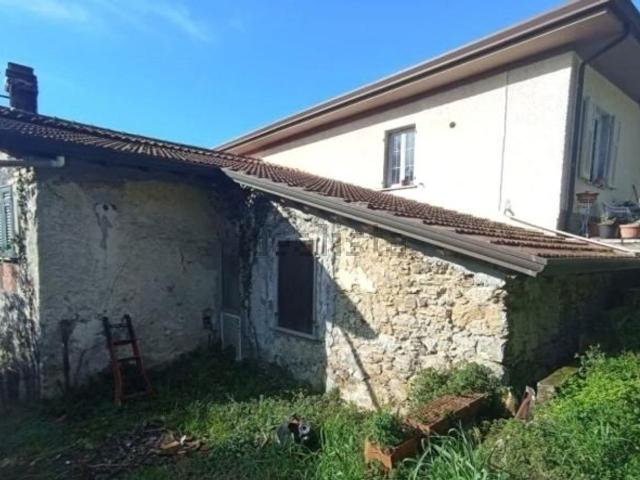 Villetta indipendente in vendita di 130 m² in Via Prulla, 38
