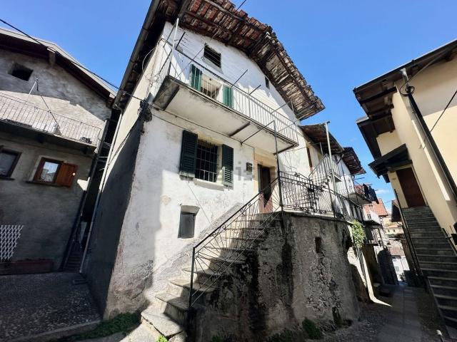 Villetta indipendente in vendita di 130 m² in Via Provinciale