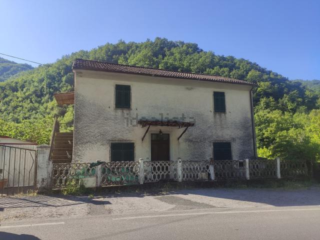 Villetta indipendente in vendita di 130 m² in Via Provinciale