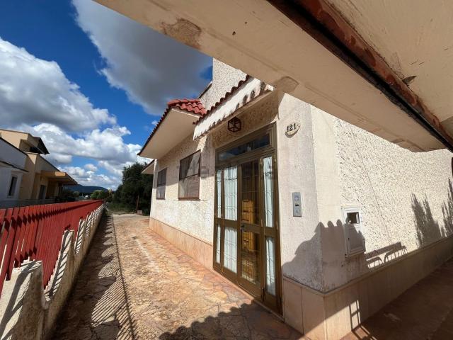 Villetta indipendente in vendita di 130 m² in Via Teano, 121