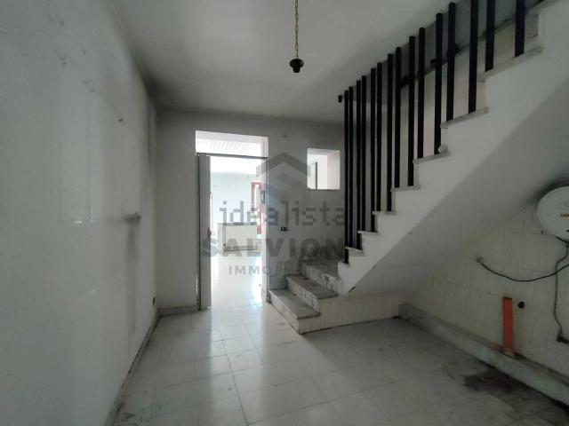 Villetta indipendente in vendita di 130 m² in Via Telesina, 160
