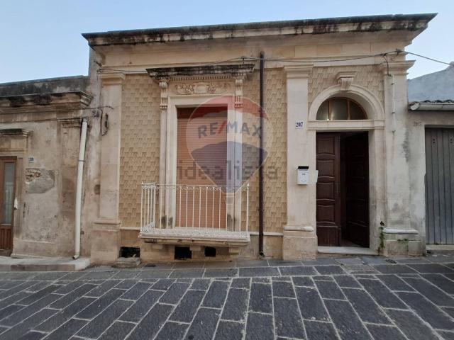 Villetta indipendente in vendita di 130 m² in Via Umberto, 301