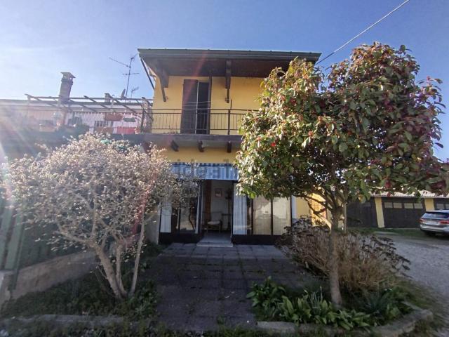 Villetta indipendente in vendita di 130 m² in Via Vecchi Anselmo