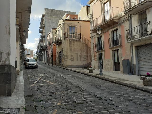 Villetta indipendente in vendita di 130 m² in Corso Vittorio Emanuele, 135