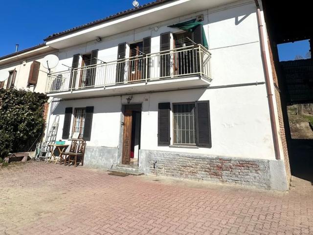 Villetta indipendente in vendita di 130 m² in Frazione San Giulio