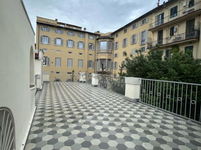 Villetta indipendente in vendita di 130 m² in Piazza della Indipendenza
