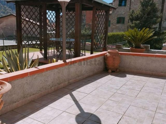 Villetta indipendente in vendita di 130 m² in Piazza Palestro