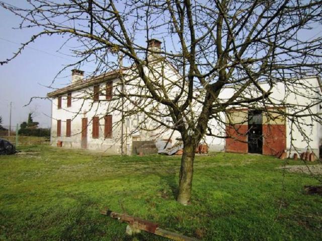 Villetta indipendente in vendita di 130 m² in Strada Lomellina