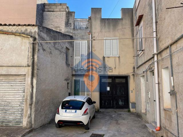 Villetta indipendente in vendita di 131 m² in Via Ciullo D&apos Alcamo
