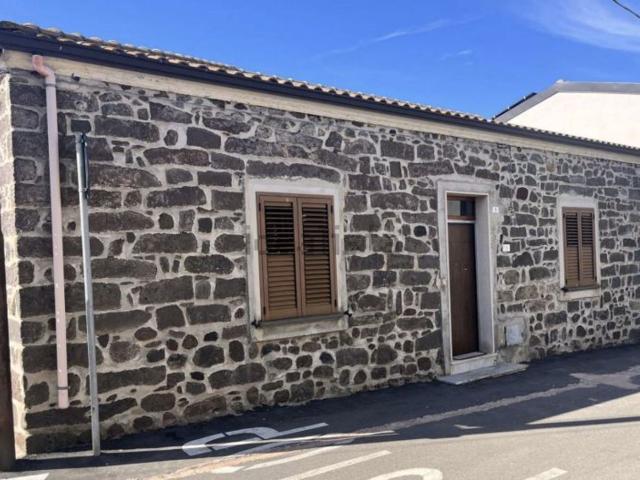 Villetta indipendente in vendita di 131 m² in Via Iosto, 8